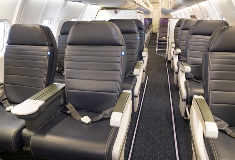United Airlines Introduces Comfy CRJ-550 at XNA